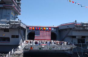 USS Ronald Reagan (CVN 76) - US Navy