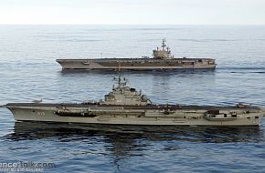 USS Ronald Reagan (CVN 76) - US Navy