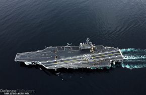 USS Ronald Reagan (CVN 76) - US Navy