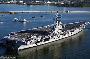 USS Ronald Reagan (CVN 76) - US Navy