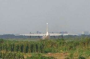 Y-8 ECM - People's Liberation Army Air Force