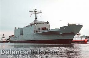 HMAS Manoora L52