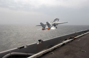 F-14 Tomcat Fighter's Final Deployment - US Navy