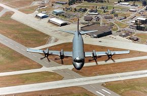 CP-140 Aurora over CFB Comox