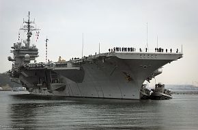 USS Kitty Hawk (CV 63) - US Navy