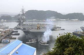 USS Kitty Hawk (CV 63) - US Navy