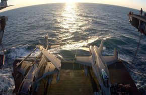 USS Kitty Hawk (CV 63) - US Navy