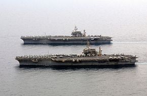 USS Kitty Hawk (CV 63) - US Navy