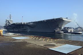 USS Kitty Hawk (CV 63) - US Navy