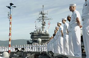 USS Kitty Hawk (CV 63) Aircraft Carrier - US Navy