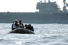 USS Kitty Hawk (CV 63) Aircraft Carrier - US Navy