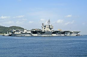 USS Kitty Hawk (CV 63) Aircraft Carrier - US Navy