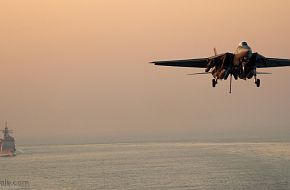 F-14D Tomcat Landing - Final Deployment, US Navy