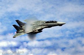 F-14D Tomcat high-speed fly-by - Final Deployment