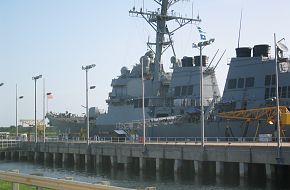 USS Stout DDG 55 - Guided missile destroyer - US Navy