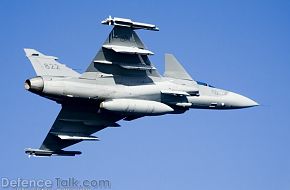 Gripen flies with IRIS-T