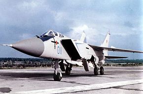 MiG-31 FoxHound