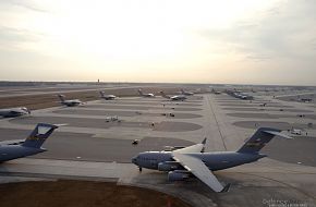 C-17 Globemasters galore - US Air Force