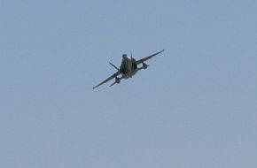 Australia Day 26/1/07 FA-18 flypast Port Phillip Bay Melbourne