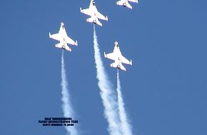 USAF Thunderbirds Flight Demonstration Team