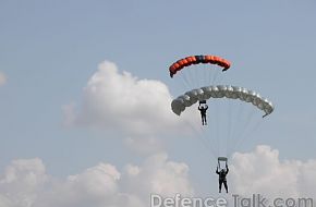 Paratroopers of Pakistan Army - March 23rd, Pakistan Day