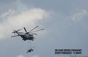 USMC CH-53 Super Stallion Artillery Lift