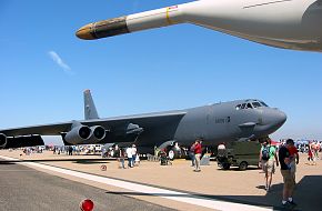 B-52H Bomber - NBVC Air Show 2007