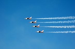 F-16ss, Thunderbirds - NBVC Air Show 2007