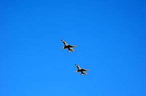 F-16s, Thunderbirds - NBVC Air Show 2007