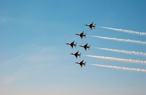 F-16, Thunderbirds - NBVC Air Show 2007