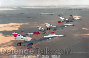 Egyptian F-16's in Formation