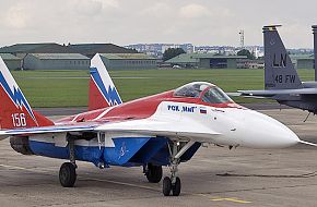 MiG-29 - Paris Air Show 2007 Picture