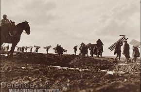 World War 1 photo by James Francis "Frank" Hurley