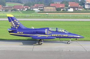 Aero L-39 Albatros Breitling Jet Team