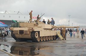 M1 Abrams Battle Tank