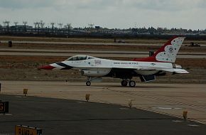 USAF Thunderbirds Miramar 2007