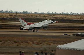 USAF Thunderbirds Miramar 2007