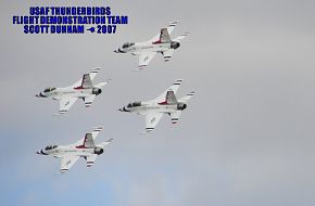 USAF Thunderbirds F-16 Falcon