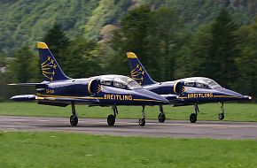 Aero L-39 Albatros Breitling Jet Team