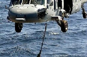 RAN Seahawk engaged in sea lift