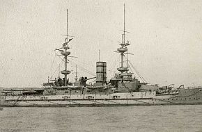 mf_hms_majestic_01