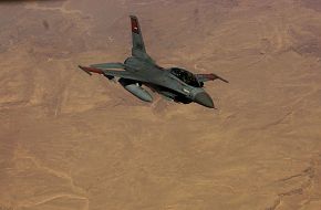 Egyptian F-16D Air-refueling