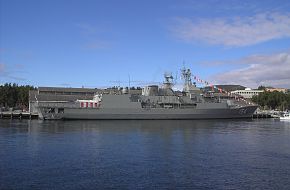 HMAS Parramatta in Hobart Feb 2008