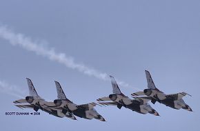 USAF Thunderbirds Flight Demonstration Team F-16 Falcon