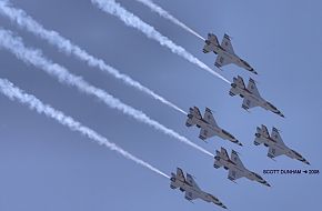 USAF Thunderbirds Flight Demonstration Team F-16 Falcon