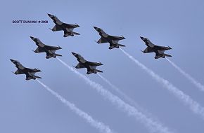 USAF Thunderbirds Flight Demonstration Team F-16 Falcon