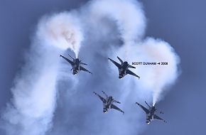 USAF Thunderbirds Flight Demonstration Team F-16 Falcon