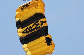 US Army Golden Knights Parachute Team