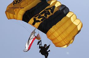 US Army Golden Knights Parachute Team