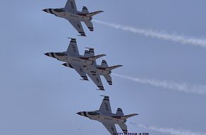 USAF Thunderbirds Flight Demonstration Team F-16 Falcon